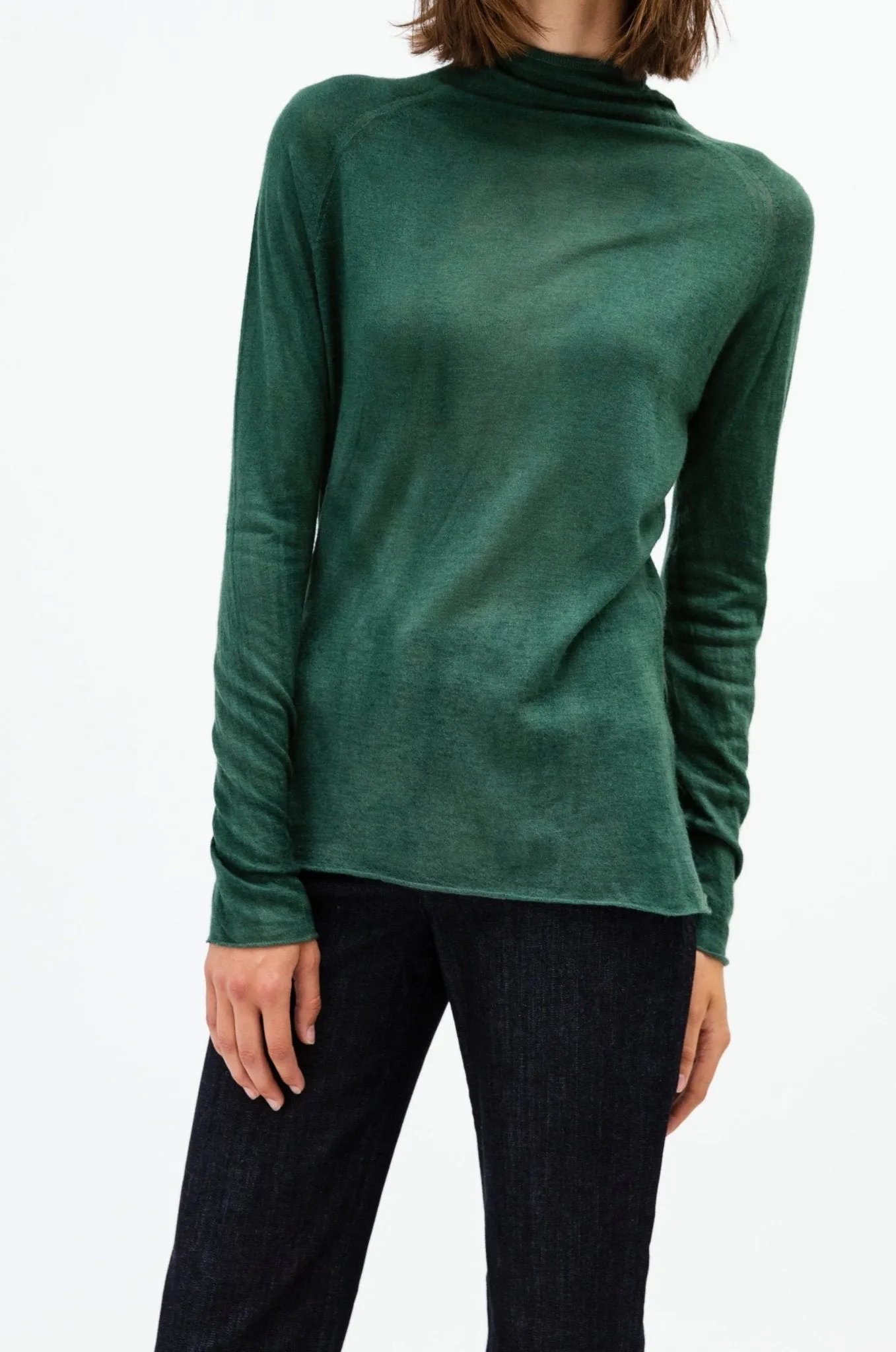 ISSA HIGH NECK IN HAND-DYED CASHMERE